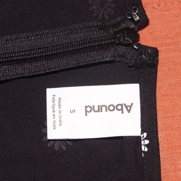 NWT Abound  Black Short Sleeve Skater Mini Dress Women Size Small - Picture 9 of 13